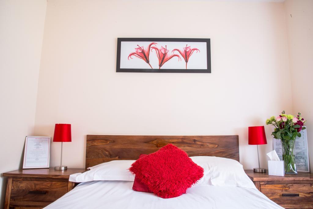 The Dolphin Hotel Wincanton Dış mekan fotoğraf