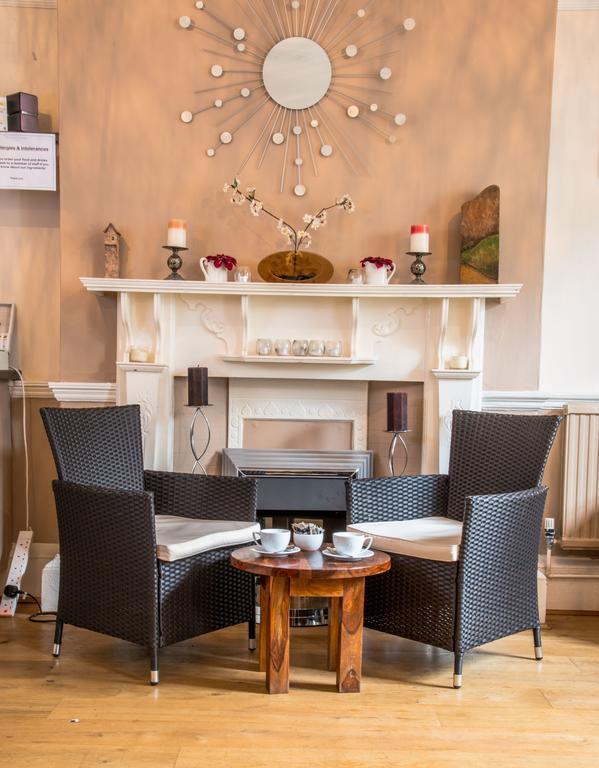 The Dolphin Hotel Wincanton Dış mekan fotoğraf